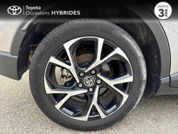 Photo 16 du bon plan TOYOTA C-HR 122h Edition 2WD E-CVT MY20 occasion à 21890 €