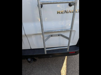 Photo 9 du bon plan RENAULT Trafic Fg VUL L1H1 2T8 2.0 Blue dCi 150ch Grand Confort EDC occasion à 23890 €