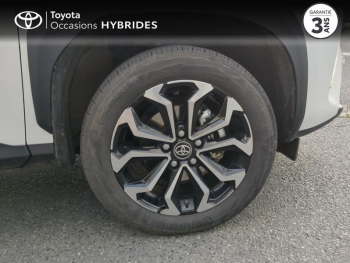 Photo 16 du bon plan TOYOTA Yaris Cross 116h Design AWD-i MY22 occasion à 24900 €