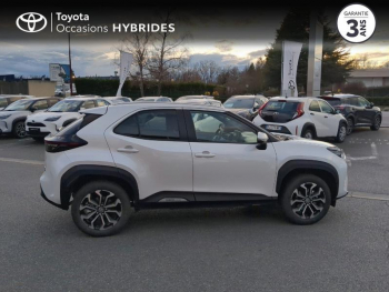 Photo 17 du bon plan TOYOTA Yaris Cross 116h Design AWD-i MY22 occasion à 24900 €