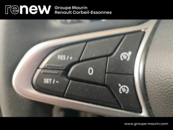 Photo 17 du bon plan RENAULT Clio 1.6 E-Tech 140ch Business -21 occasion à 16880 €