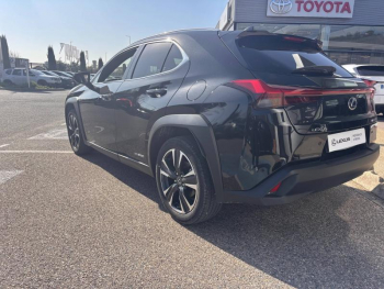 Photo 4 du bon plan LEXUS UX 250h 2WD Premium Edition MY22 occasion à 27900 €