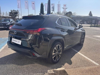 Photo 6 du bon plan LEXUS UX 250h 2WD Premium Edition MY22 occasion à 27900 €