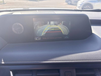 Photo 21 du bon plan LEXUS UX 250h 2WD Premium Edition MY22 occasion à 27900 €
