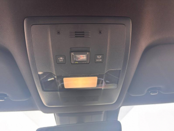 Photo 25 du bon plan LEXUS UX 250h 2WD Premium Edition MY22 occasion à 27900 €