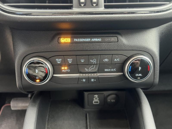 Photo 13 du bon plan FORD Kuga 2.5 Duratec 190ch FHEV E85 ST-Line BVA occasion à 30400 €