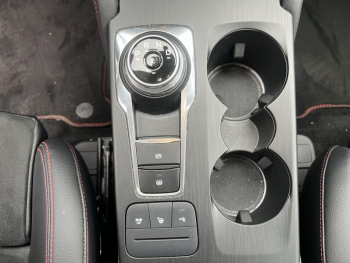 Photo 14 du bon plan FORD Kuga 2.5 Duratec 190ch FHEV E85 ST-Line BVA occasion à 30400 €