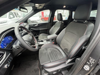 Photo 16 du bon plan FORD Kuga 2.5 Duratec 190ch FHEV E85 ST-Line BVA occasion à 30400 €