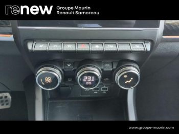 Photo 25 du bon plan RENAULT Arkana 1.6 E-Tech hybride 145ch Engineered -22 occasion à 24700 €