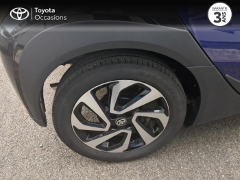 Photo 16 du bon plan TOYOTA Aygo X 1.0 VVT-i 72ch Design MY23 occasion à 15980 €