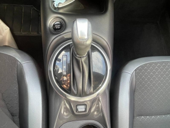 Photo 14 du bon plan NISSAN Juke 1.6 Hybrid 143ch Business+ 2023 occasion à 21490 €