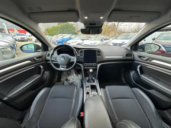 Photo 8 du bon plan RENAULT Megane 1.5 Blue dCi 115ch Intens occasion à 14990 €