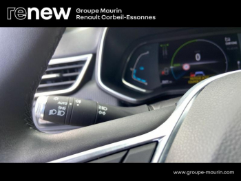 Photo 40 du bon plan RENAULT Clio 1.6 E-Tech 140ch Business -21 occasion à 16880 €