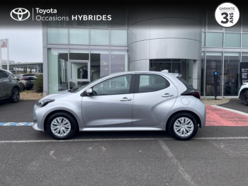 Photo 3 du bon plan TOYOTA Yaris 116h Dynamic Business 5p + Programme Beyond Zero Academy MY22 occasion à 19490 €