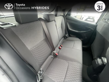 Photo 7 du bon plan TOYOTA Yaris 116h Dynamic Business 5p + Programme Beyond Zero Academy MY22 occasion à 19490 €