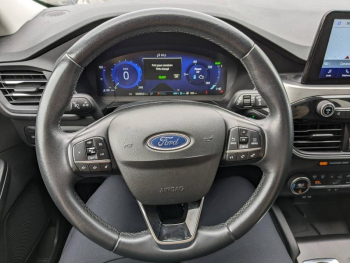 Photo 8 du bon plan FORD Kuga 2.5 Duratec 225ch PowerSplit PHEV Titanium eCVT occasion à 27490 €