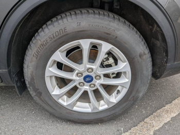 Photo 14 du bon plan FORD Kuga 2.5 Duratec 225ch PowerSplit PHEV Titanium eCVT occasion à 27490 €