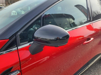 Photo 16 du bon plan RENAULT Captur 1.6 E-Tech hybride 145ch Iconic occasion à 23890 €