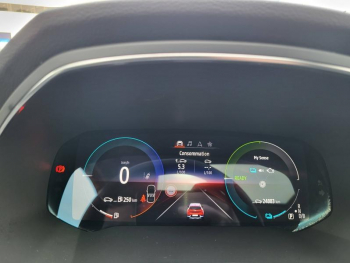 Photo 23 du bon plan RENAULT Captur 1.6 E-Tech hybride 145ch Iconic occasion à 23890 €