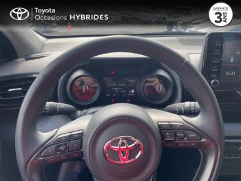 Photo 13 du bon plan TOYOTA Yaris 116h Design 5p MY22 occasion à 20490 €