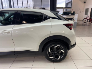 Photo 7 du bon plan NISSAN Juke 1.6 Hybrid 143ch Business+ 2023 occasion à 22690 €