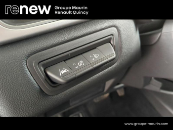 Photo 15 du bon plan RENAULT Captur 1.6 E-Tech hybride 145ch Techno occasion à 24290 €