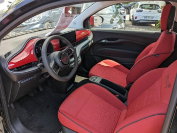 Photo 6 du bon plan FIAT 500 e 95ch (RED) MY23 occasion à 16890 €