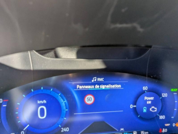 Photo 14 du bon plan FORD Kuga 2.5 Duratec 225ch PHEV ST-Line Business BVA occasion à 35790 €