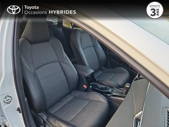 Photo 6 du bon plan TOYOTA Corolla Touring Spt 1.8 140ch Design MY24 occasion à 29780 €