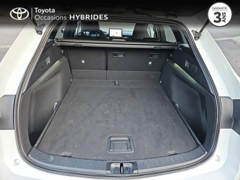 Photo 10 du bon plan TOYOTA Corolla Touring Spt 1.8 140ch Design MY24 occasion à 29780 €