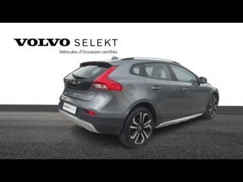 Photo 3 du bon plan VOLVO V40 Cross Country D2 AdBlue 120ch Ãversta Edition occasion à 13490 €