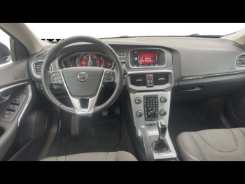 Photo 4 du bon plan VOLVO V40 Cross Country D2 AdBlue 120ch Ãversta Edition occasion à 13490 €