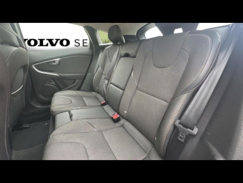 Photo 6 du bon plan VOLVO V40 Cross Country D2 AdBlue 120ch Ãversta Edition occasion à 13490 €