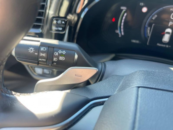 Photo 18 du bon plan LEXUS NX 450h+ Executive 4WD MY24 occasion à 55990 €