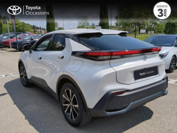 Photo 2 du bon plan TOYOTA C-HR 1.8 140ch Design NG23 occasion à 31490 €