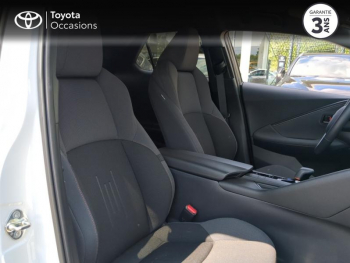 Photo 6 du bon plan TOYOTA C-HR 1.8 140ch Design NG23 occasion à 31490 €