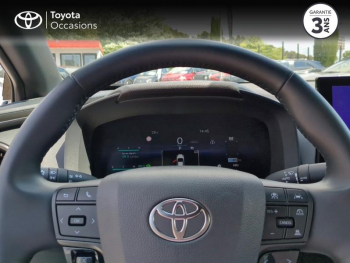 Photo 13 du bon plan TOYOTA C-HR 1.8 140ch Design NG23 occasion à 31490 €