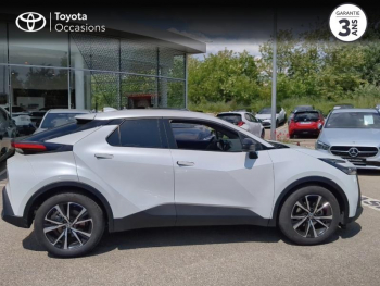 Photo 17 du bon plan TOYOTA C-HR 1.8 140ch Design NG23 occasion à 31490 €