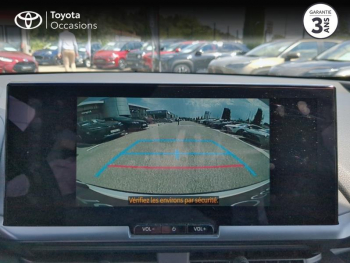 Photo 21 du bon plan TOYOTA C-HR 1.8 140ch Design NG23 occasion à 31490 €