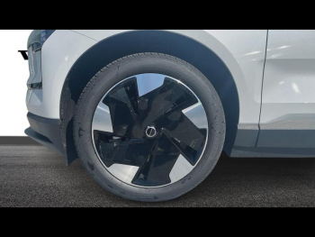 Photo 7 du bon plan VOLVO EX30 Single Extended Range 272ch Plus occasion à 39600 €