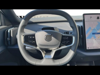 Photo 12 du bon plan VOLVO EX30 Single Extended Range 272ch Plus occasion à 39600 €