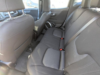 Photo 5 du bon plan JEEP Renegade 1.4 MultiAir S&S 140ch Longitude Business occasion à 14490 €