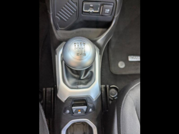 Photo 14 du bon plan JEEP Renegade 1.4 MultiAir S&S 140ch Longitude Business occasion à 14490 €