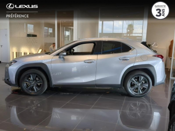 Photo 3 du bon plan LEXUS UX 250h Luxe 2WD occasion à 35900 €