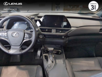 Photo 8 du bon plan LEXUS UX 250h Luxe 2WD occasion à 35900 €