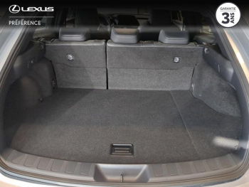 Photo 10 du bon plan LEXUS UX 250h Luxe 2WD occasion à 35900 €
