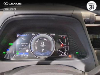Photo 14 du bon plan LEXUS UX 250h Luxe 2WD occasion à 35900 €