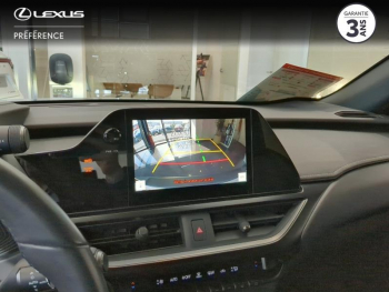 Photo 17 du bon plan LEXUS UX 250h Luxe 2WD occasion à 35900 €