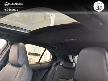Photo 21 du bon plan LEXUS UX 250h Luxe 2WD occasion à 35900 €