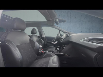 Photo 16 du bon plan PEUGEOT 2008 1.2 PureTech 130ch E6.c Crossway S&S EAT6 occasion à 11490 €